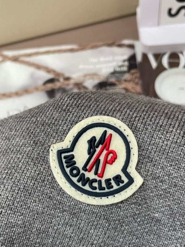 MNCLR Knitted Button Jacket with Stripe Sleeve - Grey