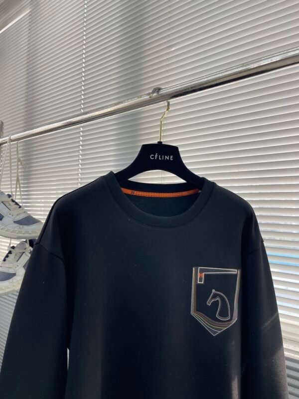 b4e5f683 HRMS Appliqué Chest Patch Crew Neck Jumper - Black