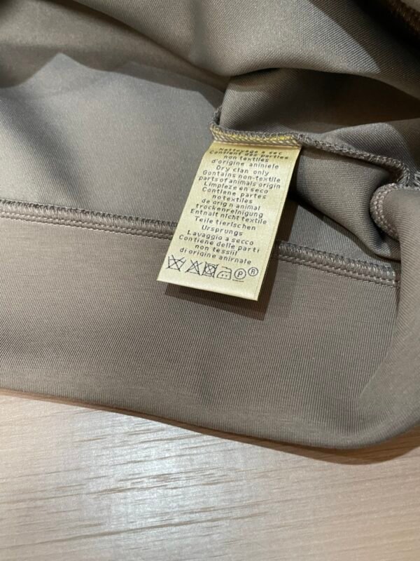 HRMS Graphic Appliqué Jumper – Taupe