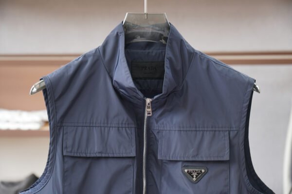 PRDA Utility Zip-Up Gilet with Logo Patch