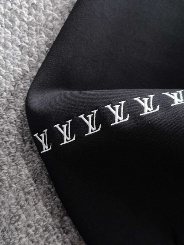 LVE Embroidered Logo Jumper – Black