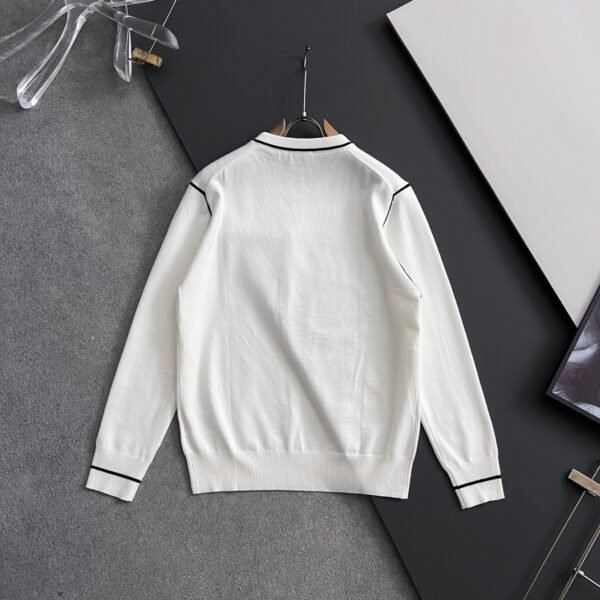 c7b17b77 HRMS Contrast Trim Pocket Jumper