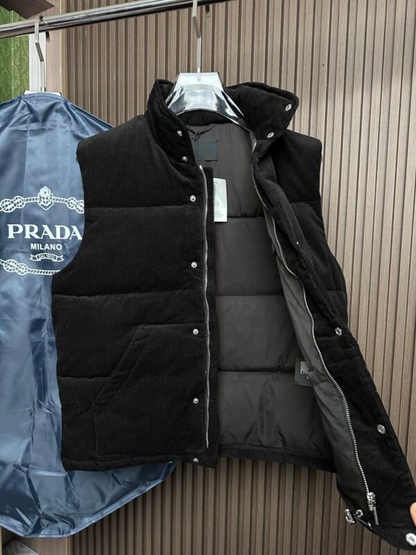 PRDA Quilted Gilet with Logo Patch - Black