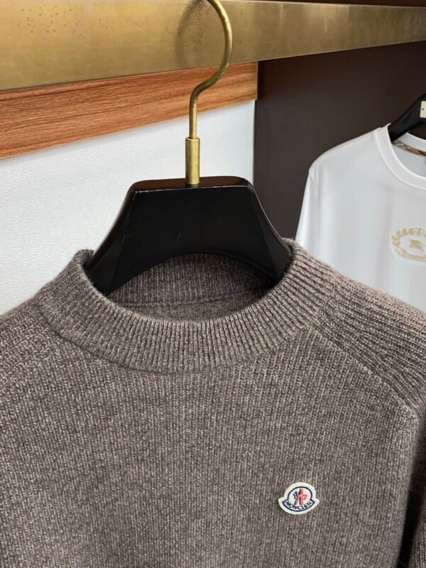 MNCLR Crew Neck Knitted Jumper