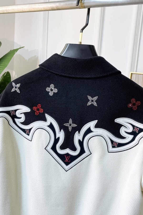 LVE Zip-Up Jacket With Contrast Panel - Black & Ivory