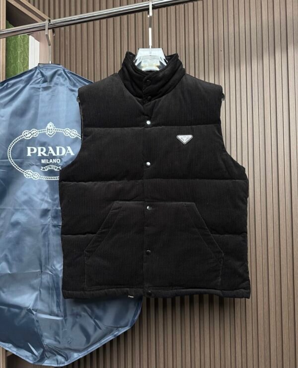 PRDA Quilted Gilet with Logo Patch - Black