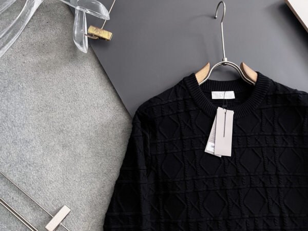 CD Textured Jacquard Crew Neck Jumper - Black