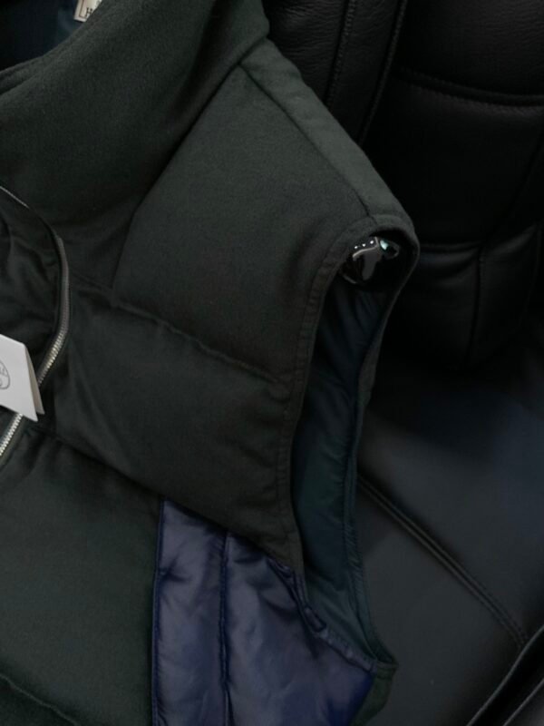 dfa99678 HRMS Padded Zip Gilet with Contrast Panel - Black