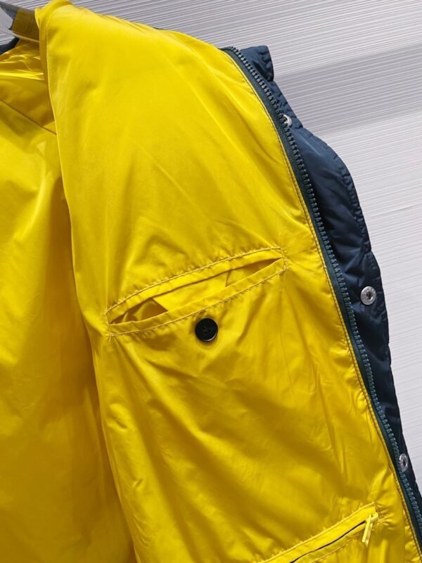 PRDA Hooded Puffer Jacket with Logo Patch - Blue