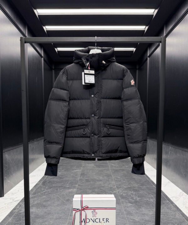 MNCLR Hooded Puffer Jacket - Black