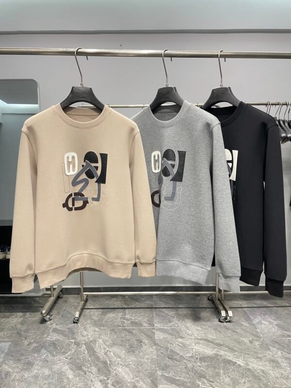 e7a5ca1d HRMS Crew Neck Jumper