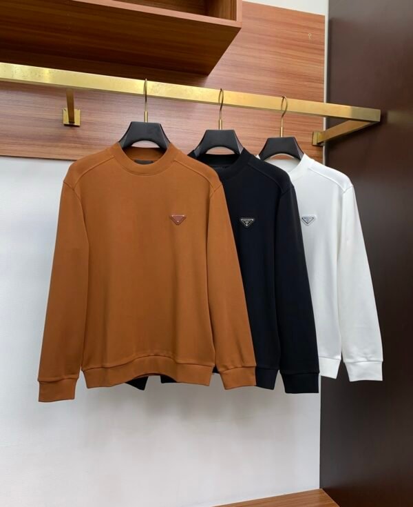 PRDA Crew Neck Jumper with Minimal Logo Patch
