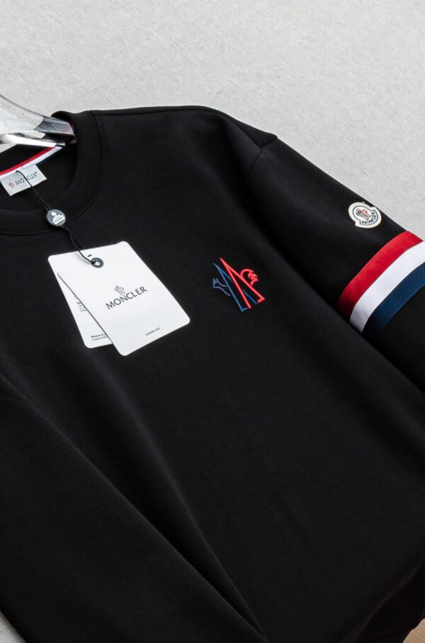 MNCLR Embroidered Logo Jumper - Black