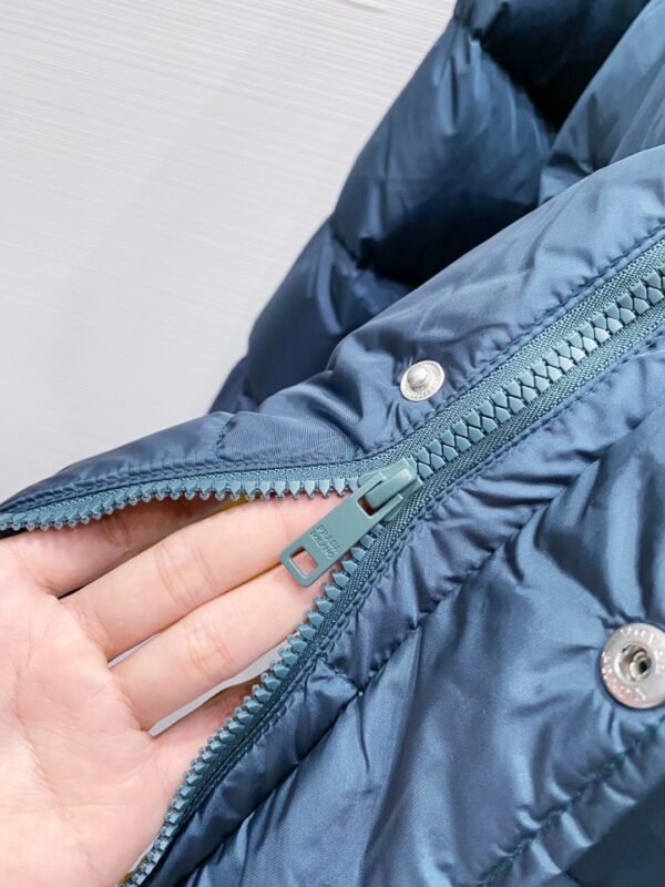 PRDA Hooded Puffer Jacket with Logo Patch - Blue