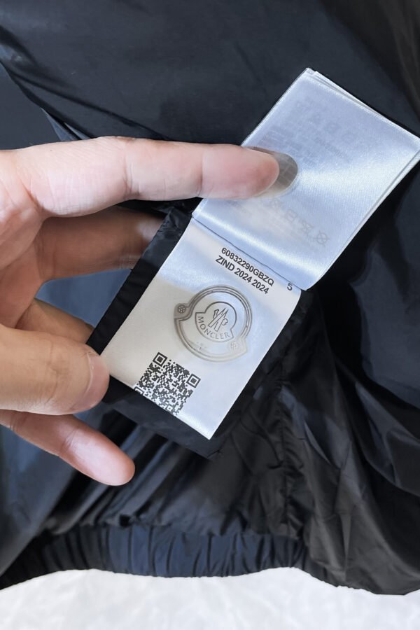 f5f80835 MNCLR Padded Zip Gilet