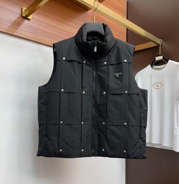 PRDA Zip-Front Gilet - Black