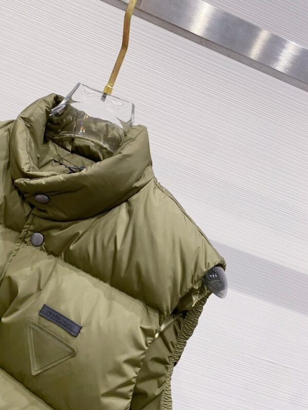 PRDA Quilted Gilet with Flap Pockets - Green