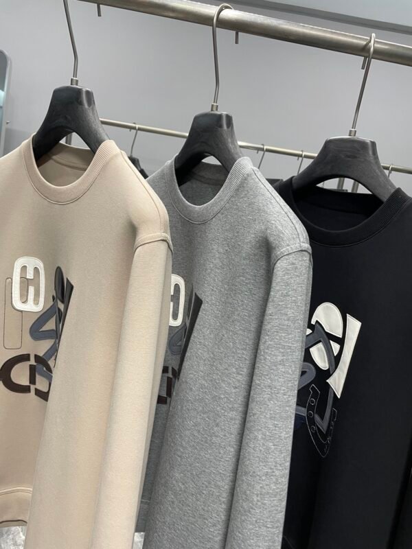 fcffea86 HRMS Crew Neck Jumper