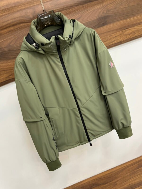 MNCLR Hooded Zip Jacket