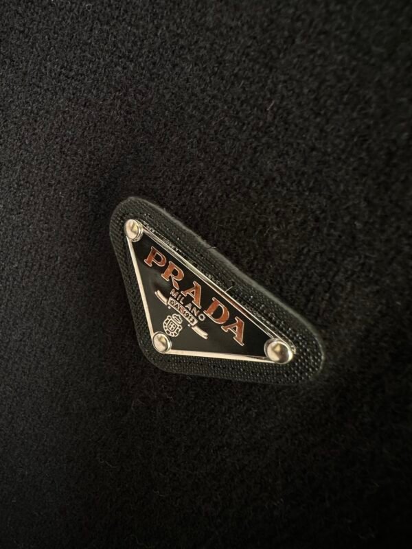 fe474a26 PRDA Crew Neck Jumper - Black