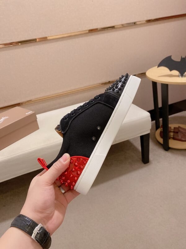 01f5a6cb CLB Low-Top Trainers with Studded Toe and Heel Detail - Black