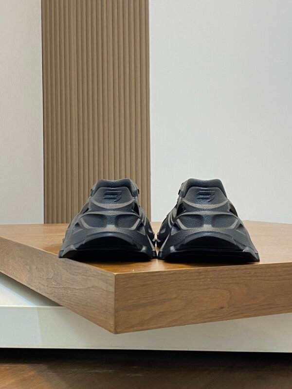 BLNCG Chuncky Sculpted Low-Top Trainers - Black