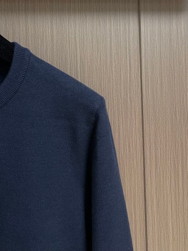 BRBY Color-Block Crew Neck Jumper - Navy Blue