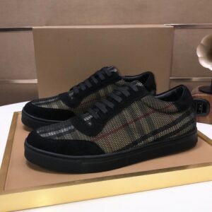 BRBY Low-Top Trainers with Mesh Panels - Black