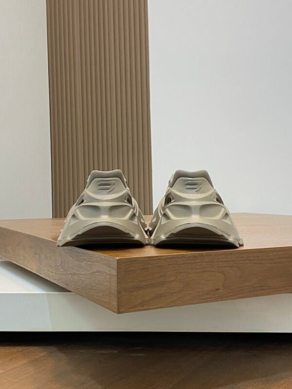 BLNCG Chuncky Sculpted Low-Top Trainers - Brown