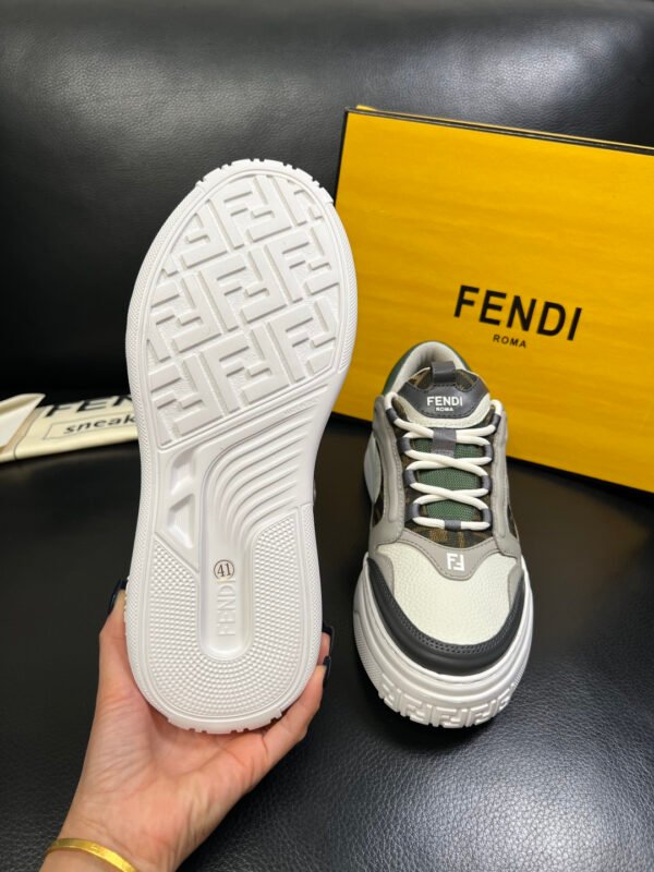 FND Low-Top Trainers with Subtle Green Accents -Grey/White