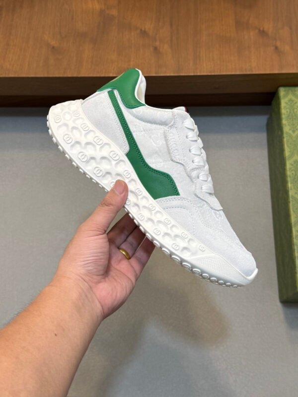 GCCI Trainers with Contrast Panels and Textured Sole - White/Green
