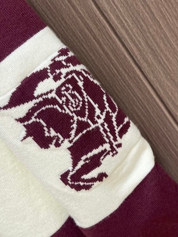 BRBY Color-Block Crew Neck Jumper - Burgundy