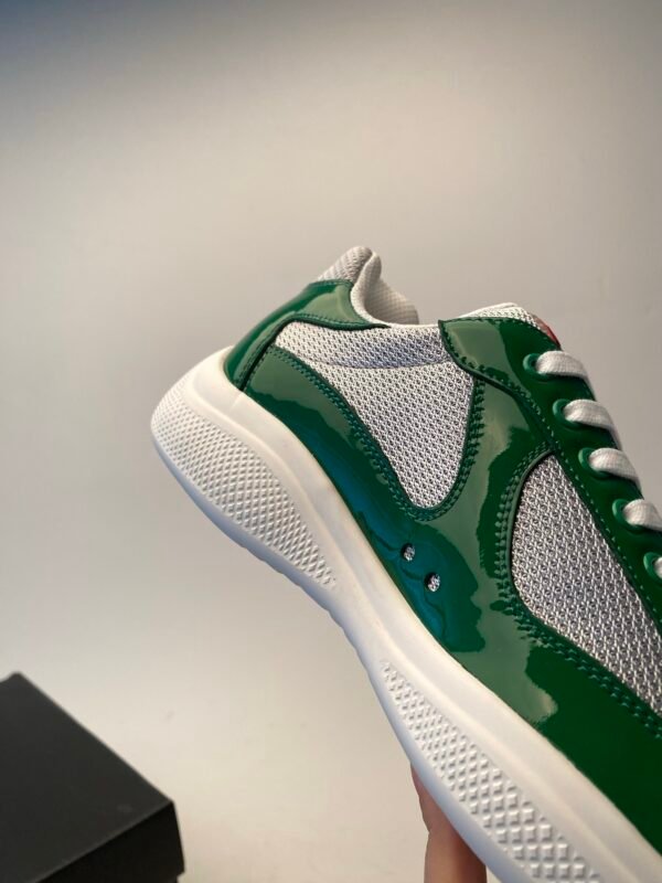 0a17899f PRDA Trainers with Mesh and Contrast Smooth Overlays - Green