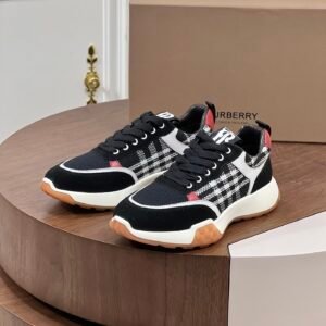 BRBY Low-Top Trainers with Check Side Panels - Black