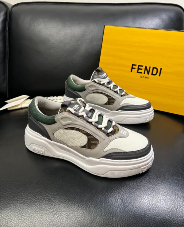 FND Low-Top Trainers with Subtle Green Accents -Grey/White