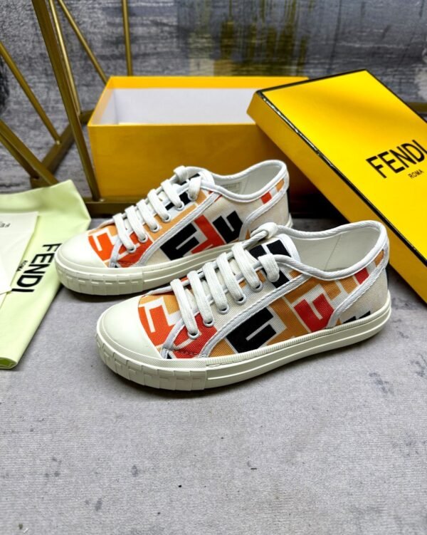 0c3acd90 FND Low-Top Trainers with All-Over Logo Pattern - Black/Orange