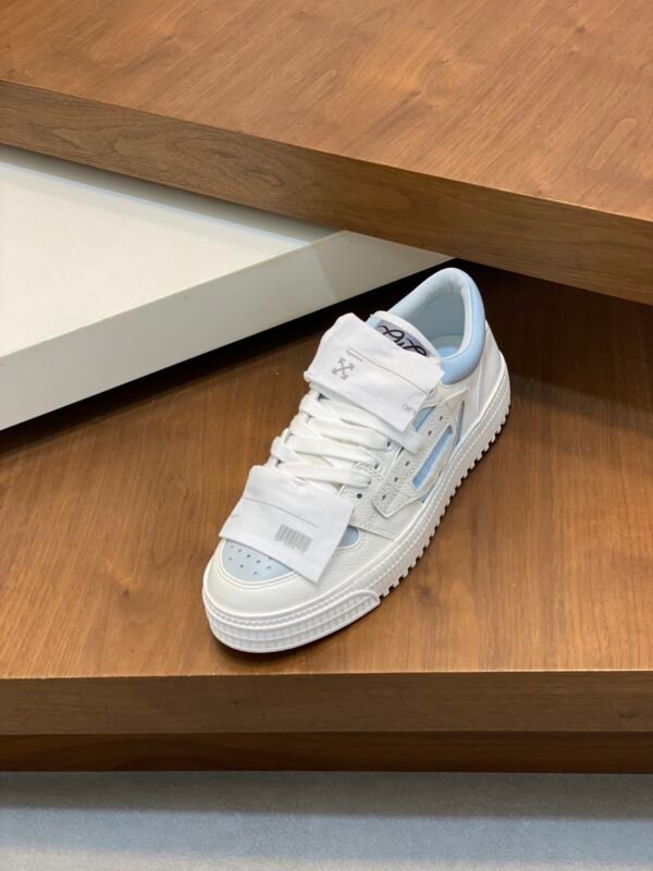 OFFW Low-Top Trainers with White and Ice Blue Contrast Panels