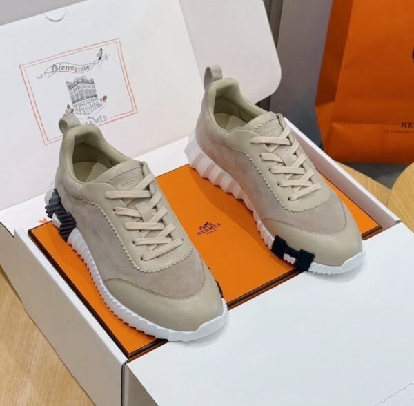 HRMS Leather & Suede Trainers – Beige