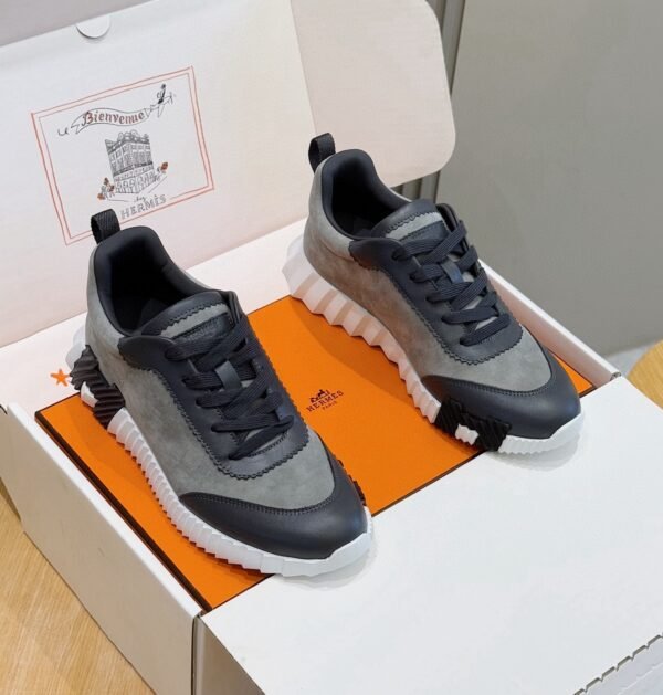 1 HRMS Leather & Suede Trainers – Grey with Black Accents