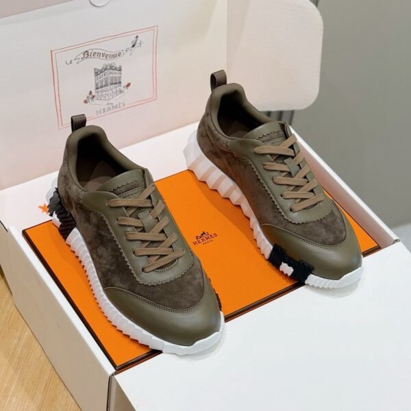 HRMS Leather & Suede Trainers – Taupe with Green Olive Accents