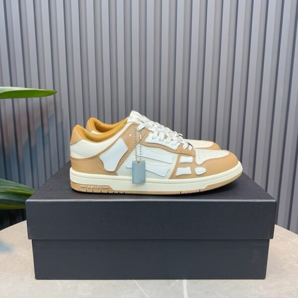 1 AMR Skel Leather Trainers – Alabaster with White Accents