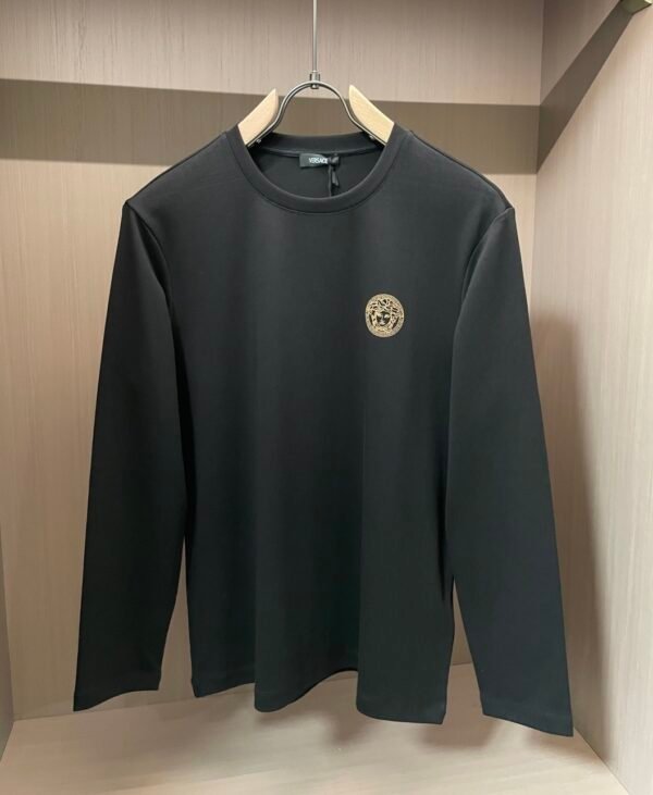 VRSC Gold-Tone Medusa Embossed Logo Slim-Fit Knit Jumper – Black