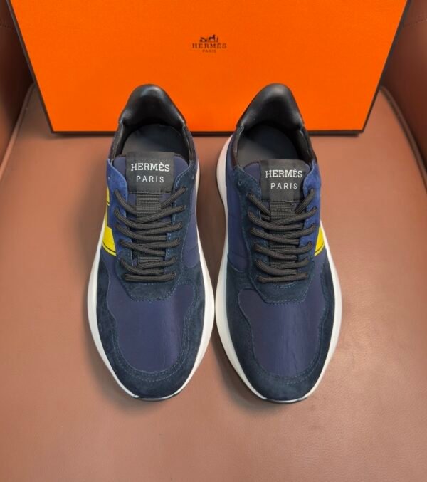 HRMS Suede Low-Top Trainers – Blue & Yellow