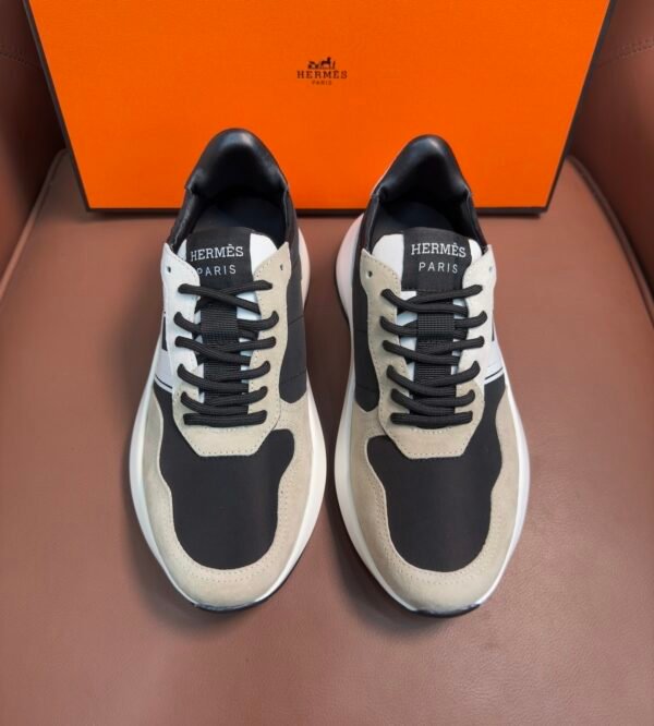 HRMS Suede Low-Top Black Accents Trainers – Beige & White