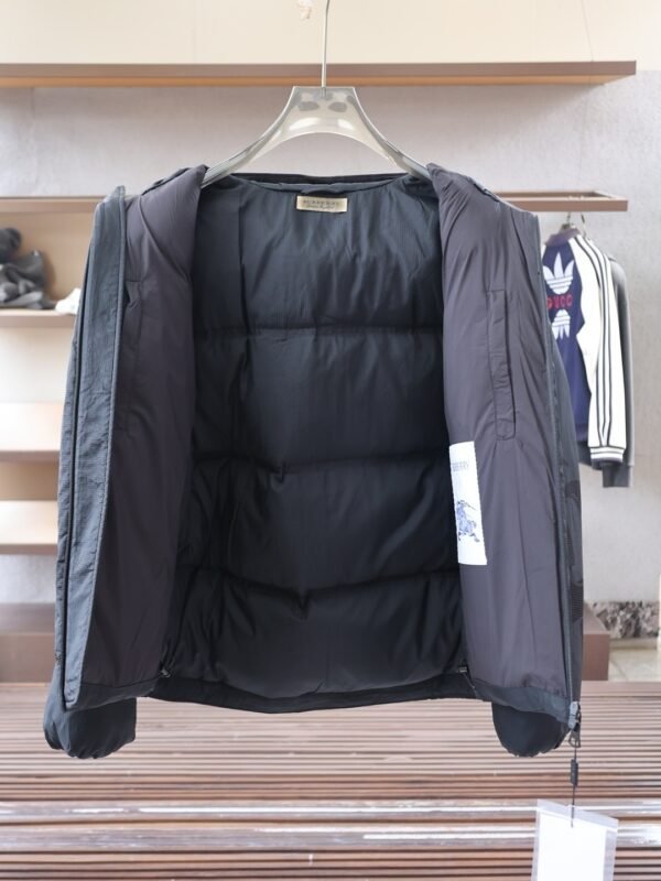 BRBY Zip-Up Insulated Jacket - Black