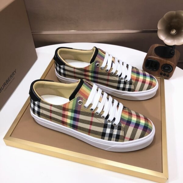 11a3b61f BRBY Low-Top Trainers with Check Pattern - Multi-Colour