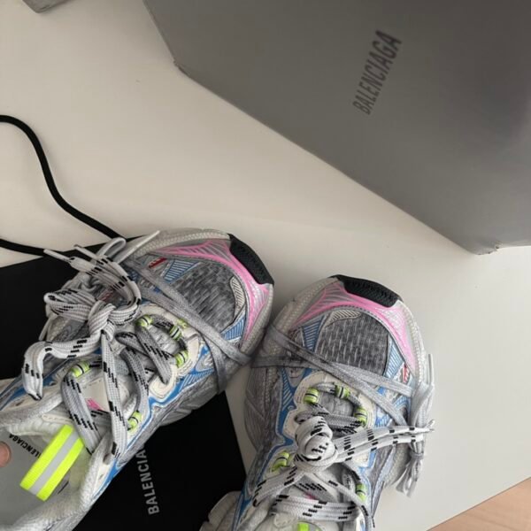 14bcf6d2 BLNCG Chunky Trainers with Contrast Accents - Grey/Neon Green