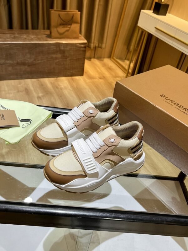 BRBY Trainers with Check Heel Panel and Strap - Beige