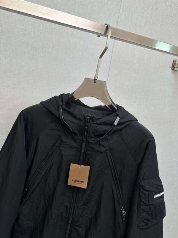BRBY Hooded Zip-Up Jacket - Black