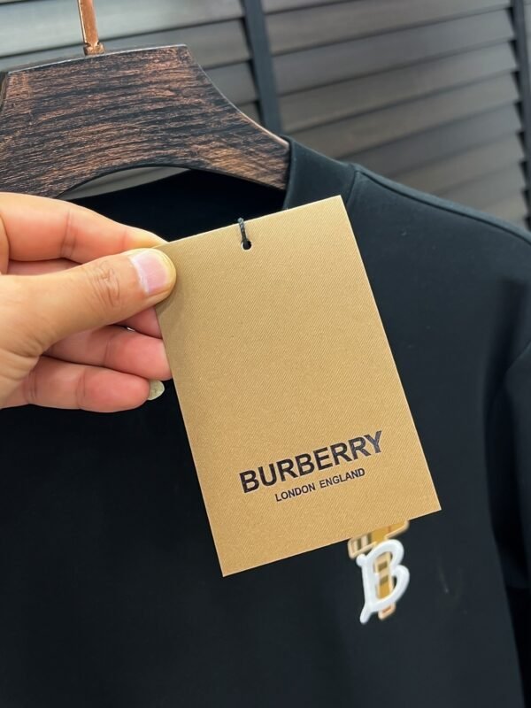 BRBY Crew Neck Jumper with Emblem Detail - Black